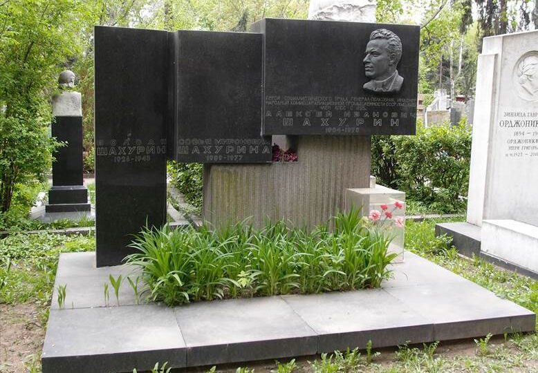 Новодевичье кладбище в Москве. Известные люди, похороненные на первом участке старинного некрополя