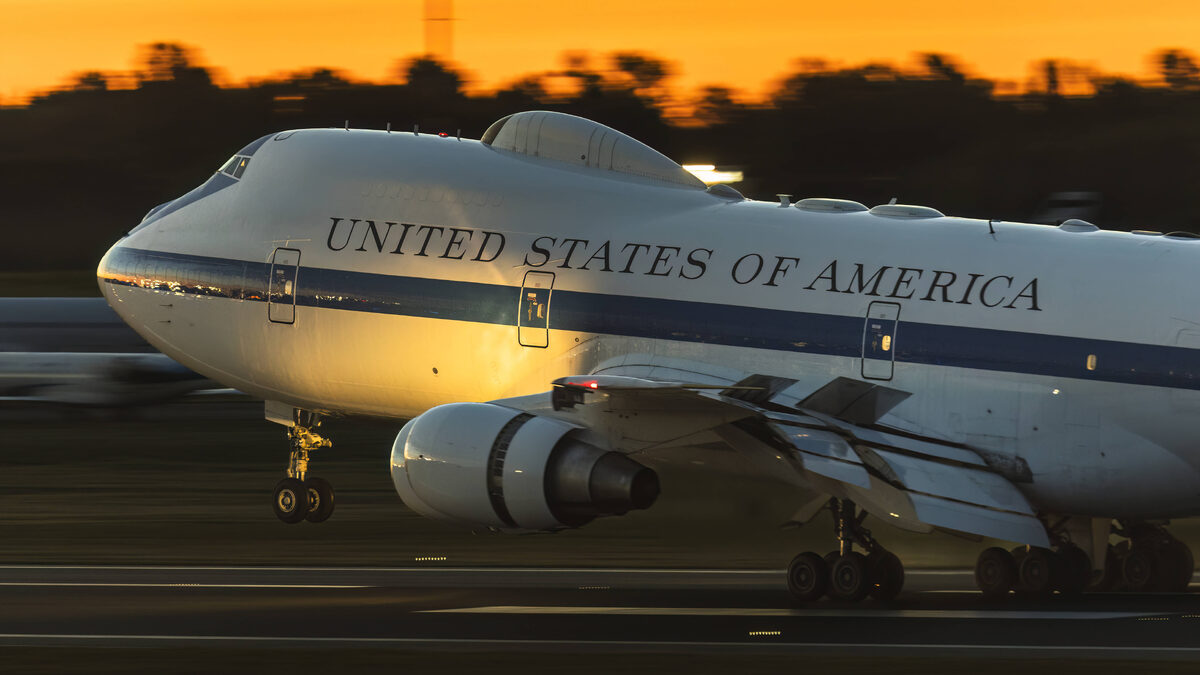    Boeing-E4B Nightwatch / Самолет судного дня