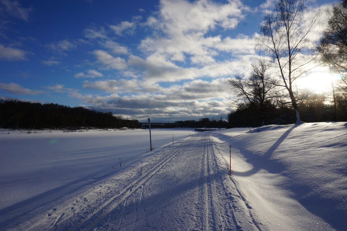 Лыжная трасса недалеко от причала Яхромы