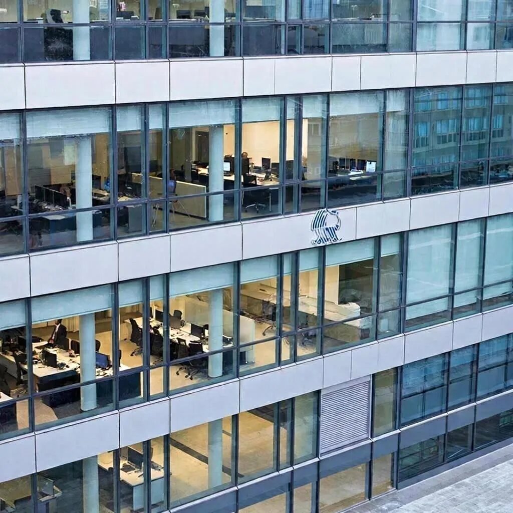 Изображение сгенерировала нейросеть GigaChat.