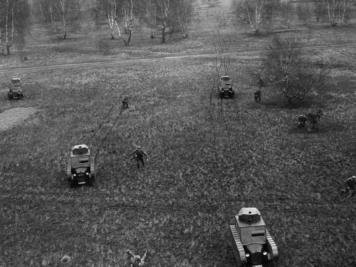 На учениях рейхсвера. 