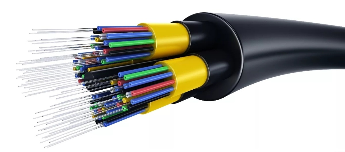    Принцип работы оптоволокна: закон Снеллиуса на практике