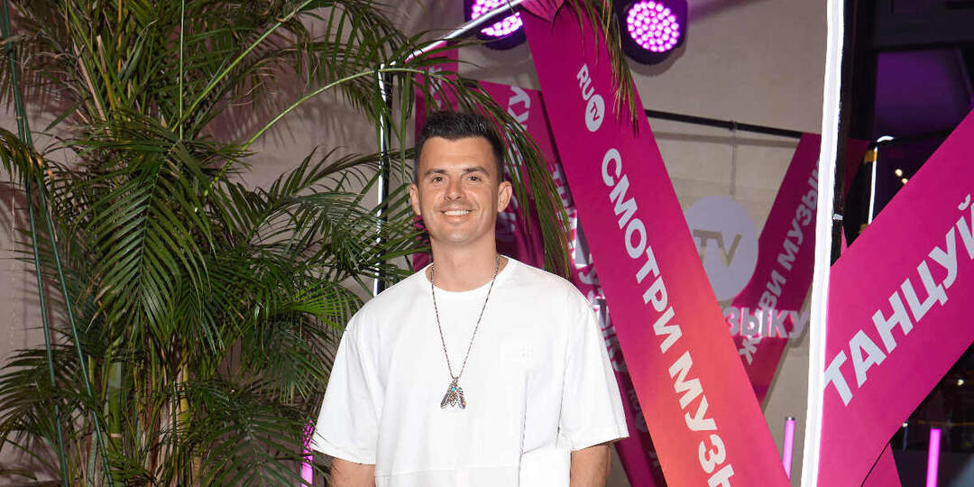 Кирилла Туриченко из «Иванушек» потрясли совместные роды с женой