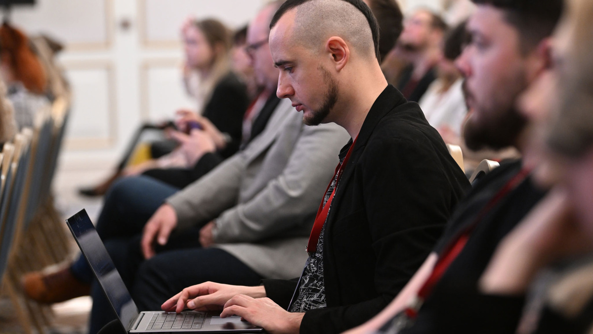    Компьтер ноутбук лэптоп РИА