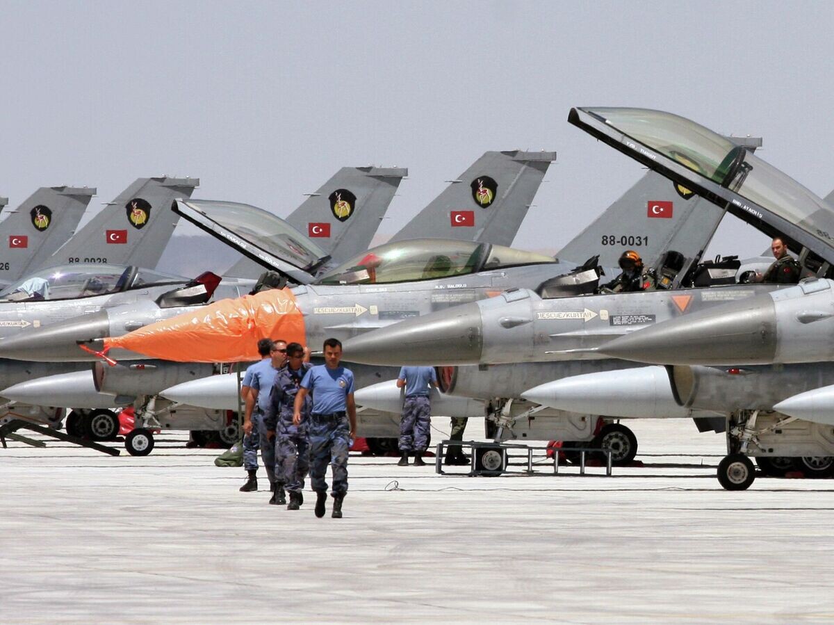    Истребители F-16 ВВС Турции на авиабазе в Конье | © AP Photo / Selcan Hacaoglu