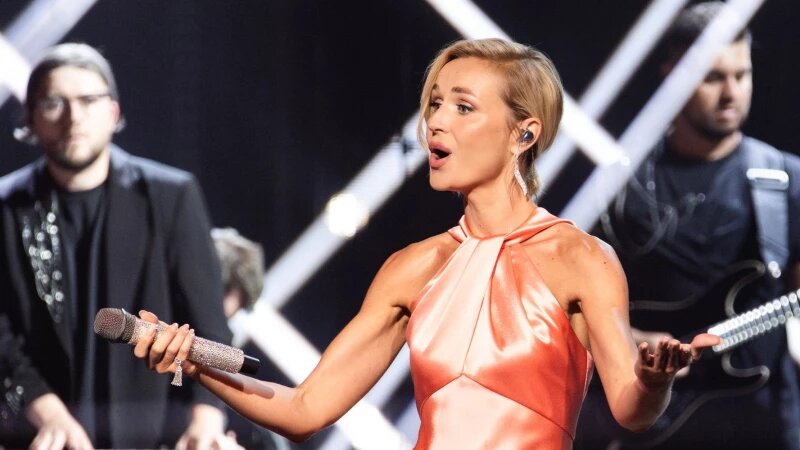     «ДОстояние РЕспублики». Полина Гагарина. Пресс-служба Первого канала / Екатерина Егорова.