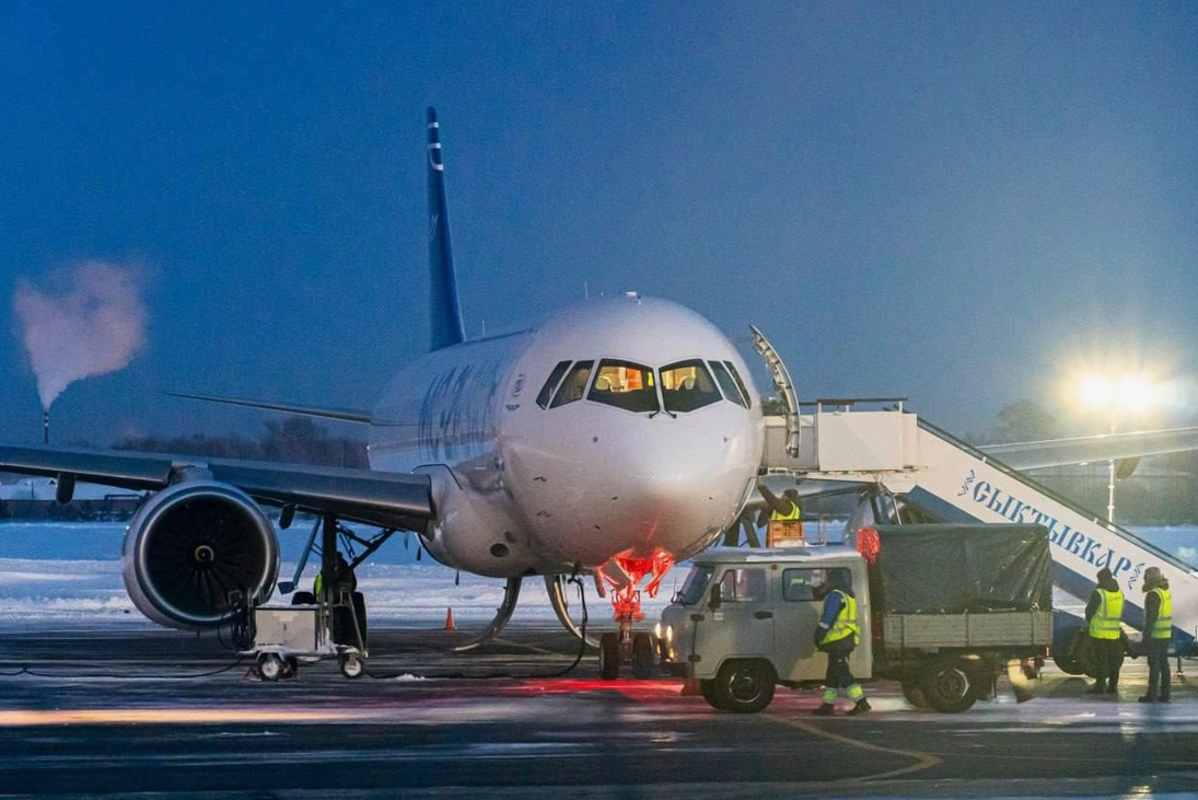 МС-21-310 на стоянке в Сыктывкаре