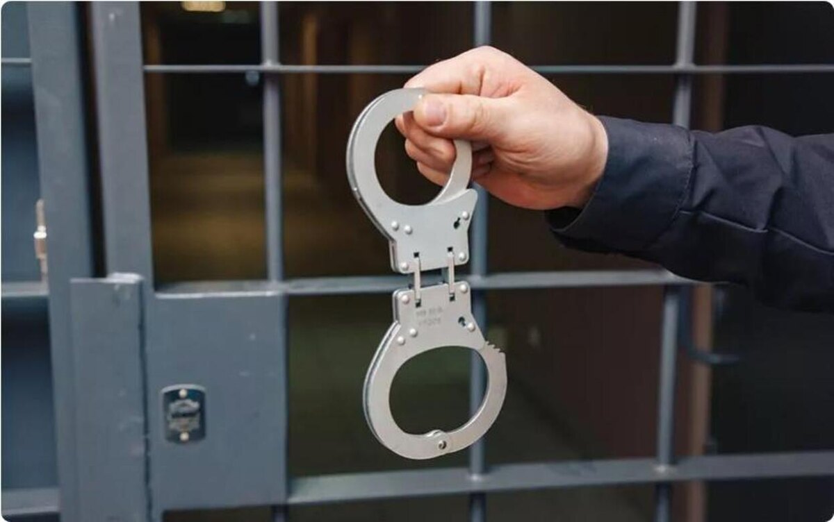    Жителя Ижевска осудили кражу бензореза и нападение на полицейского