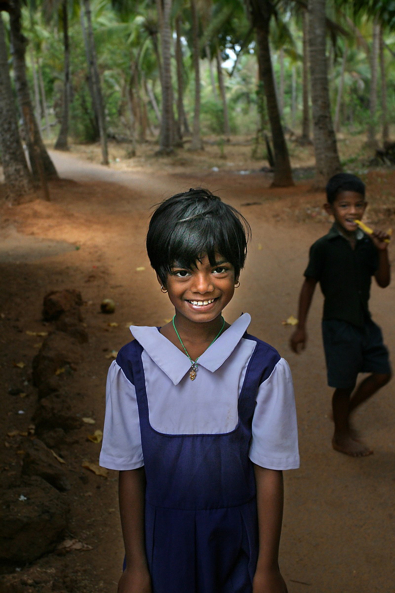 Фото автора. Простой китовый штатный объектив. Ну и что???