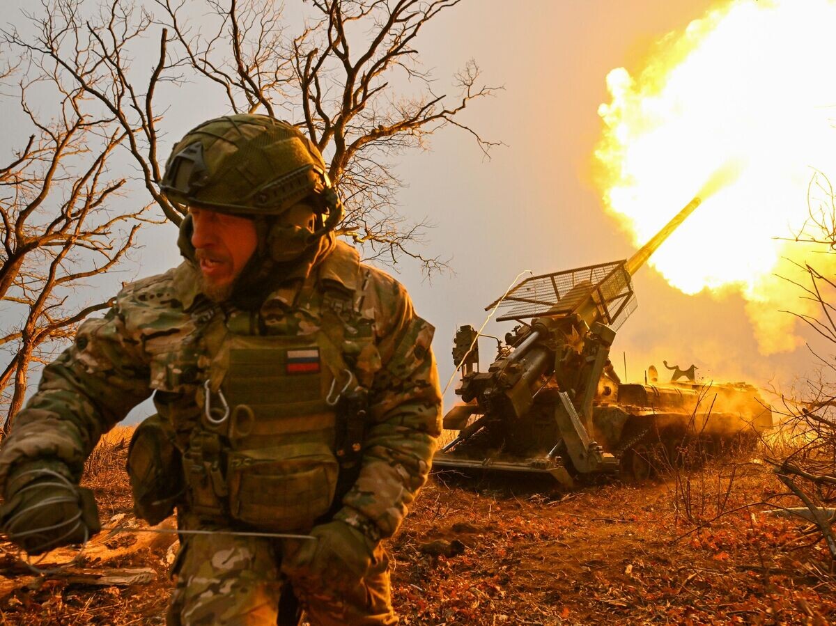    Боевая работа САУ 2С7М "Малка" группировки войск "Центр" на Красноармейском направлении СВО© РИА Новости . Станислав Красильников