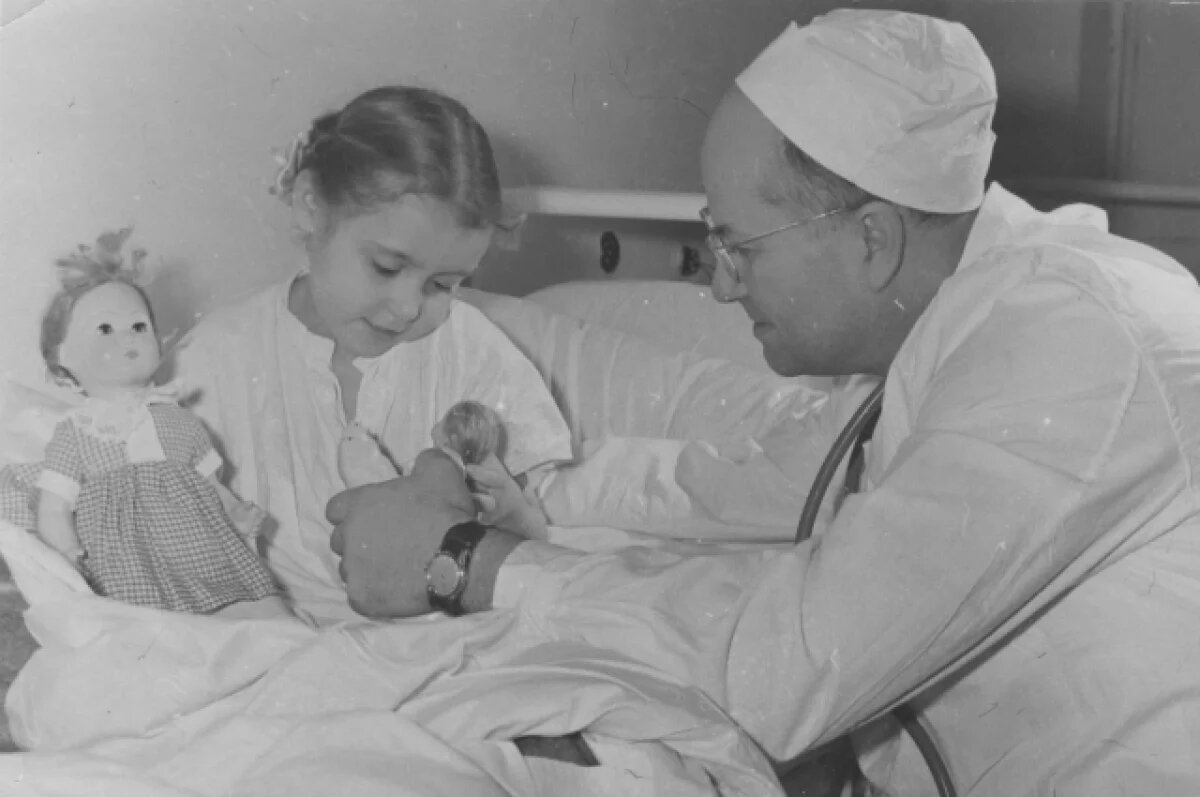    Учитель и гуманист.