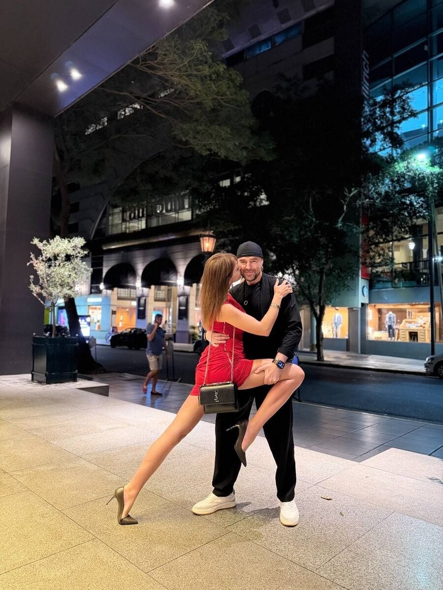    Полина Диброва отправилась с Романом Товстиком в Аргентину. Источник: t.me/dibrovapolina