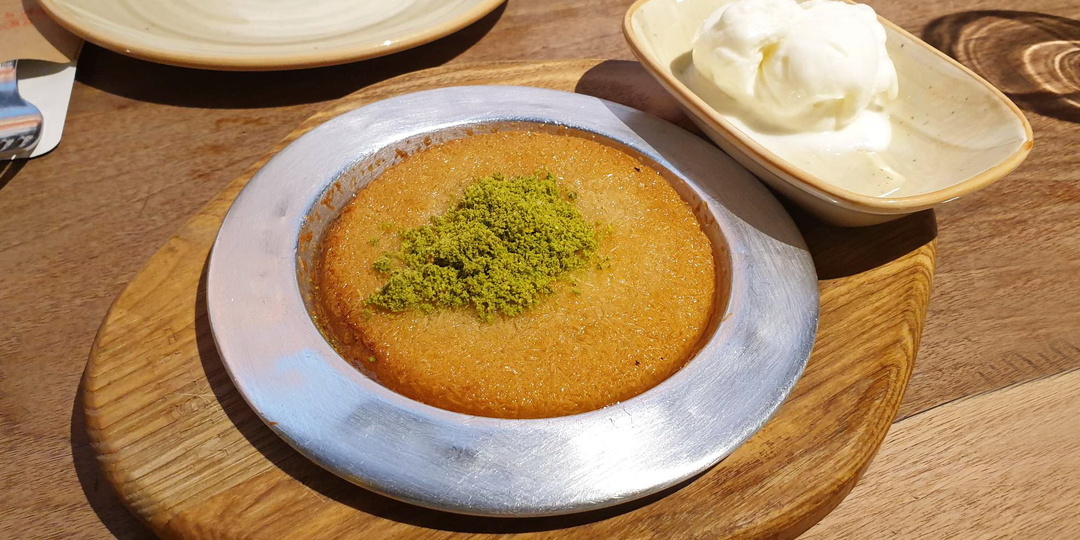 Ресторан турецкой кухни Taksim на Арбате. Ужин за 14950 рублей на двоих