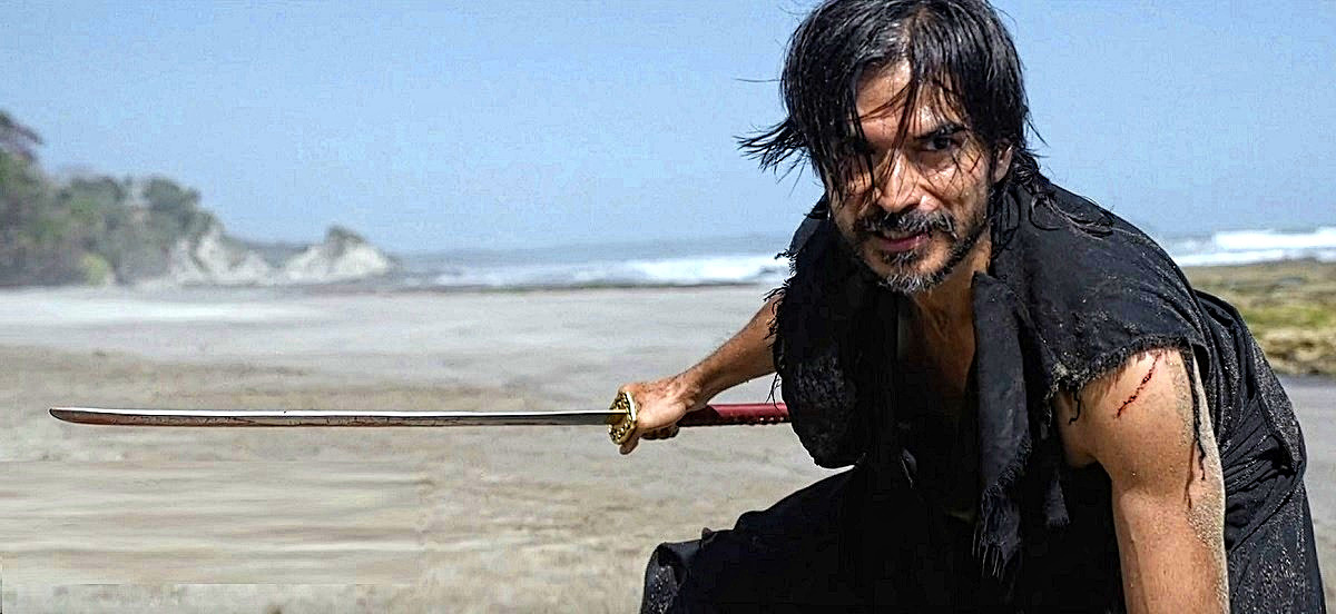 Интересно, к какой этнической группе Японии принадлежит актёр Сёгэн Итокадзу? На японца ну совсем не похож. Или, может, он полукровка? 