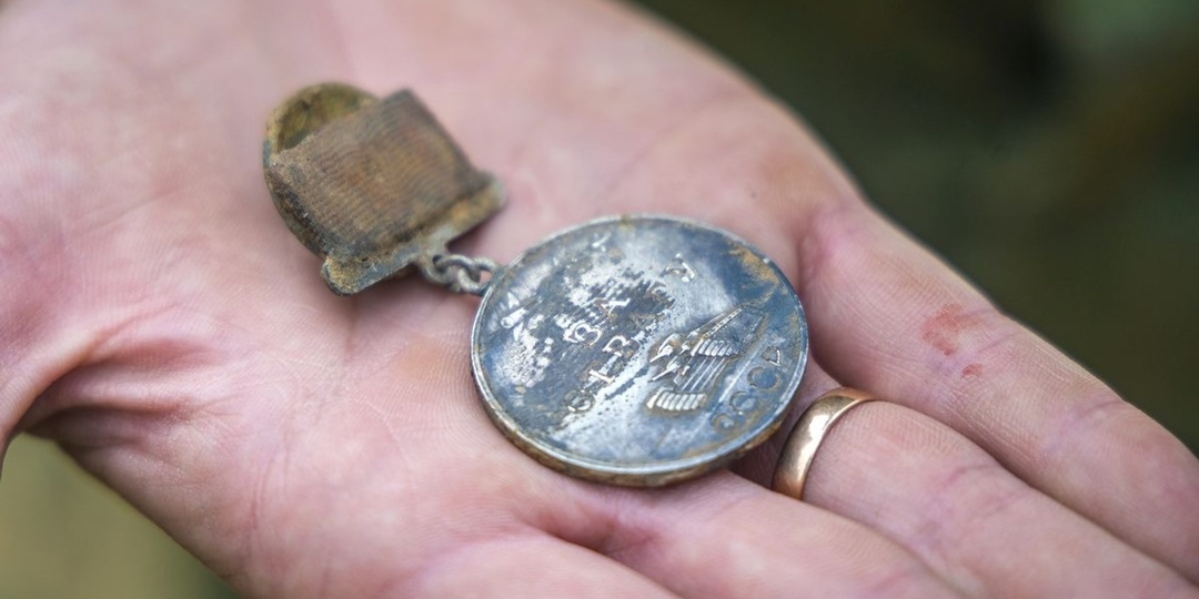 В Беларуси поисковики нашли медаль, принадлежавшую красноармейцу из Башкирии.