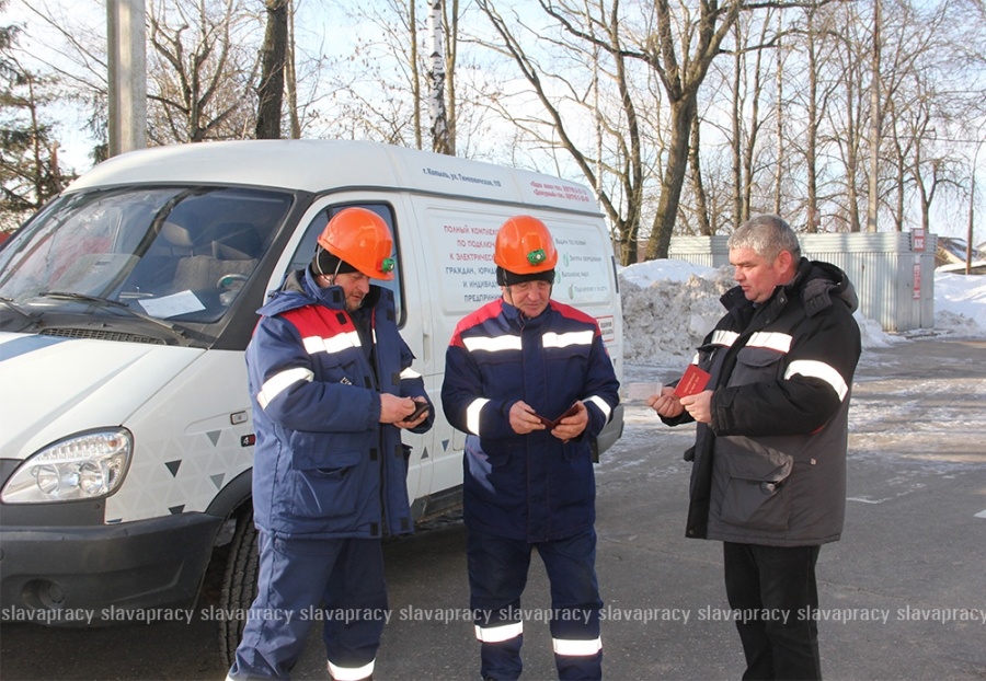     Без стресса и аварий: как энергетики Копыльщины обеспечивают свет и тепло в домах