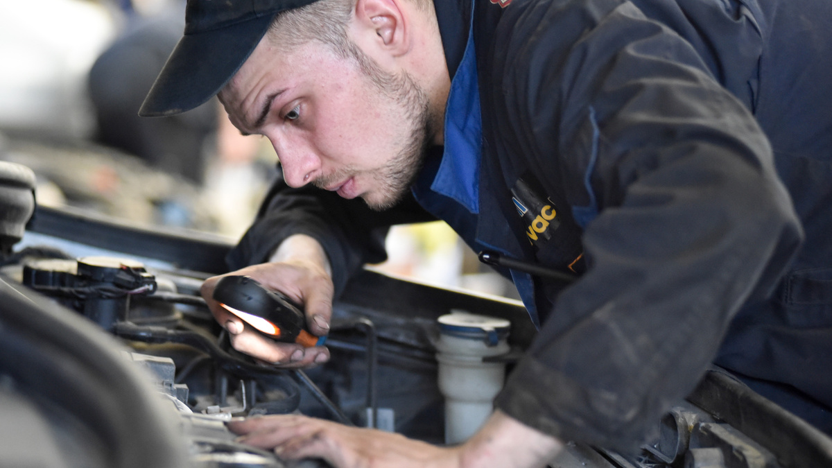    Автомобиль автосервис ремонт авто АГН Москва