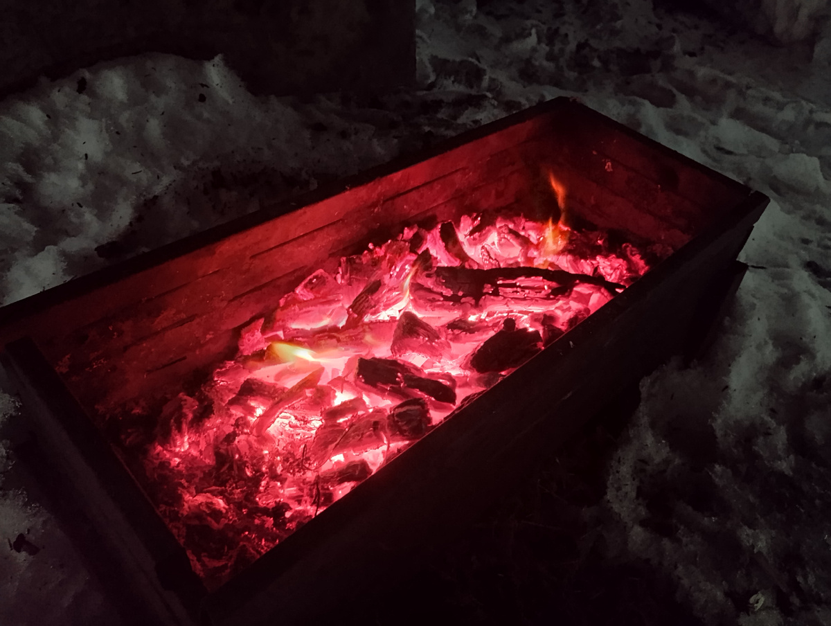 Получились отличные угли для жарки мяса!!!