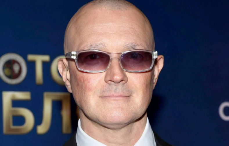 21-летняя жена 48-летнего Егора Бероева, оказалась копией его бывшей супруги Ксении Алферовой в юности