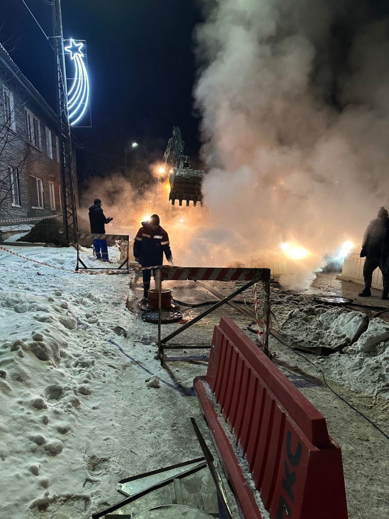    Коммунальщики прокомментировали отключение тепла и воды в сотнях домов в ПетрозаводскеРКС - Петрозаводск / ВК
