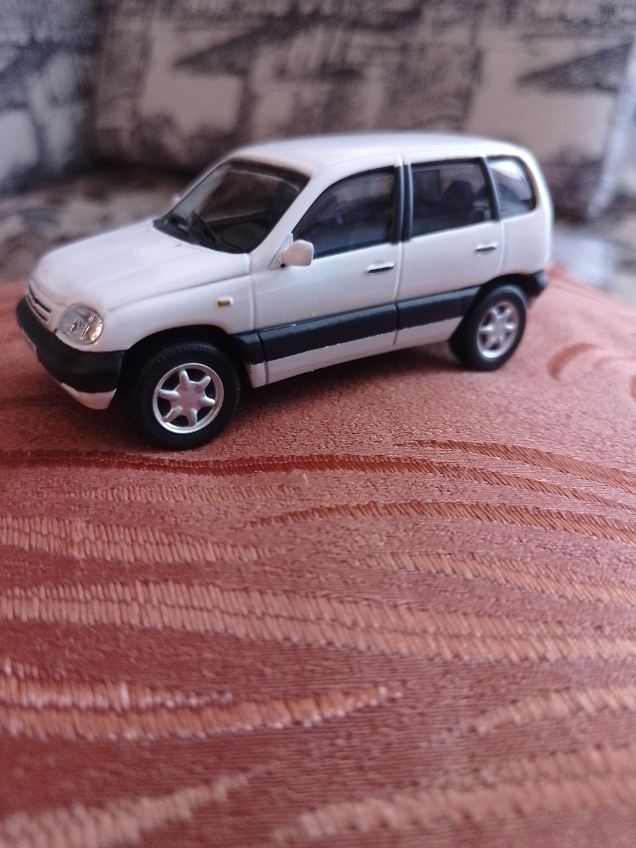 Масштабная модель от фирмы Armodel (1/43).