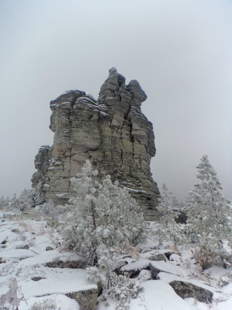 Скала на Белогорье.  фото: яндекс.