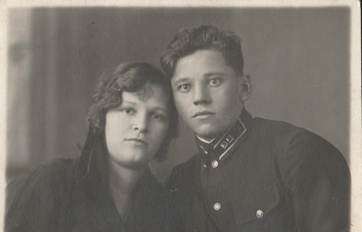 Мой прадедушка с моей прабабушкой, Богдановой (Ржаницыной) Галиной Николаевной