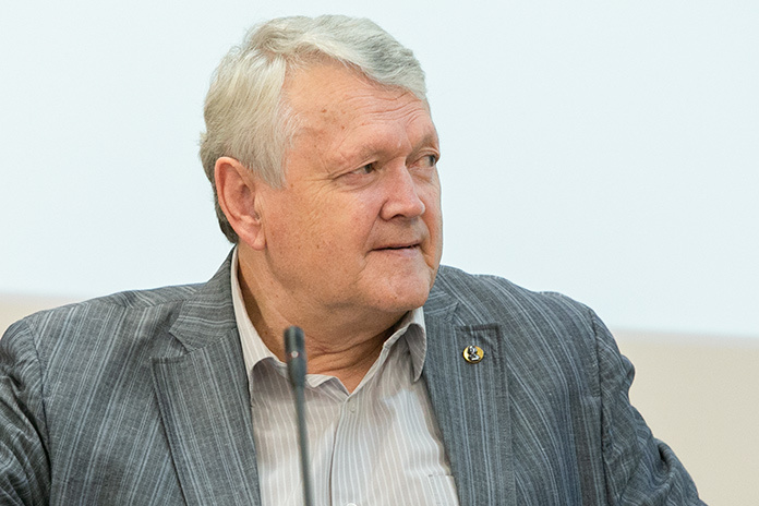    Александр Асеев. Фото Михаила Перикова из архива "Континента Сибирь"