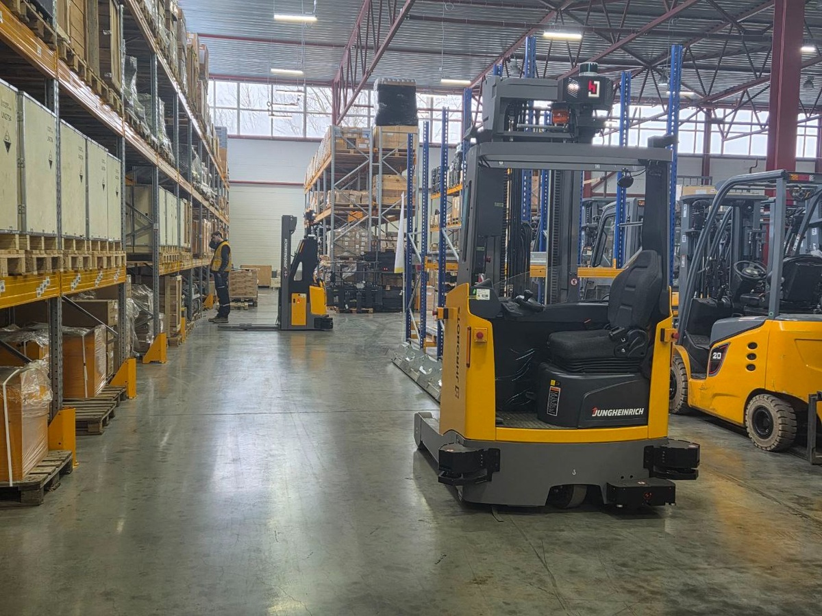 Зона демонстрации роботов в Чашниково