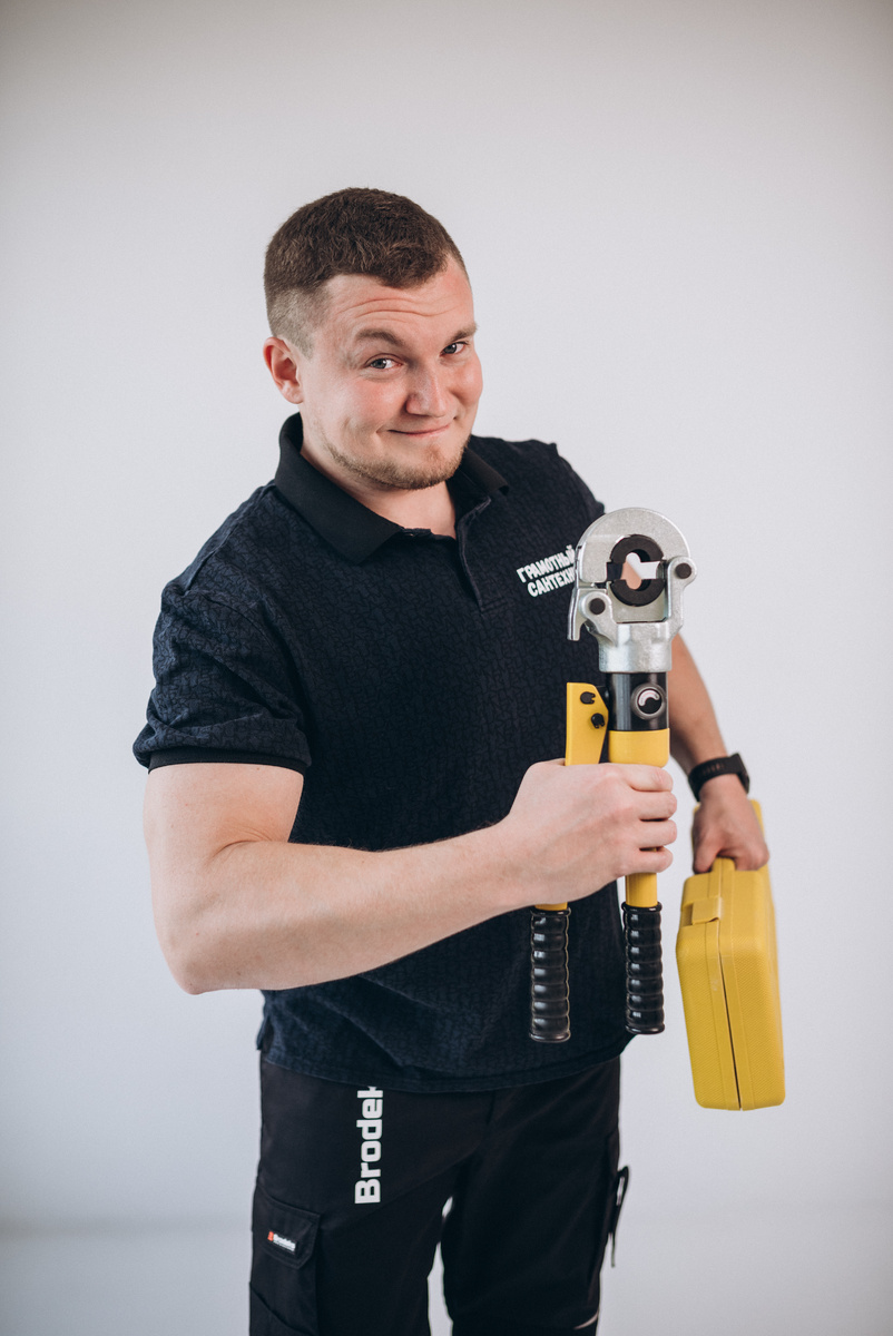 Дмитрий Пыжьянов - автор блога Грамотный Сантехник!