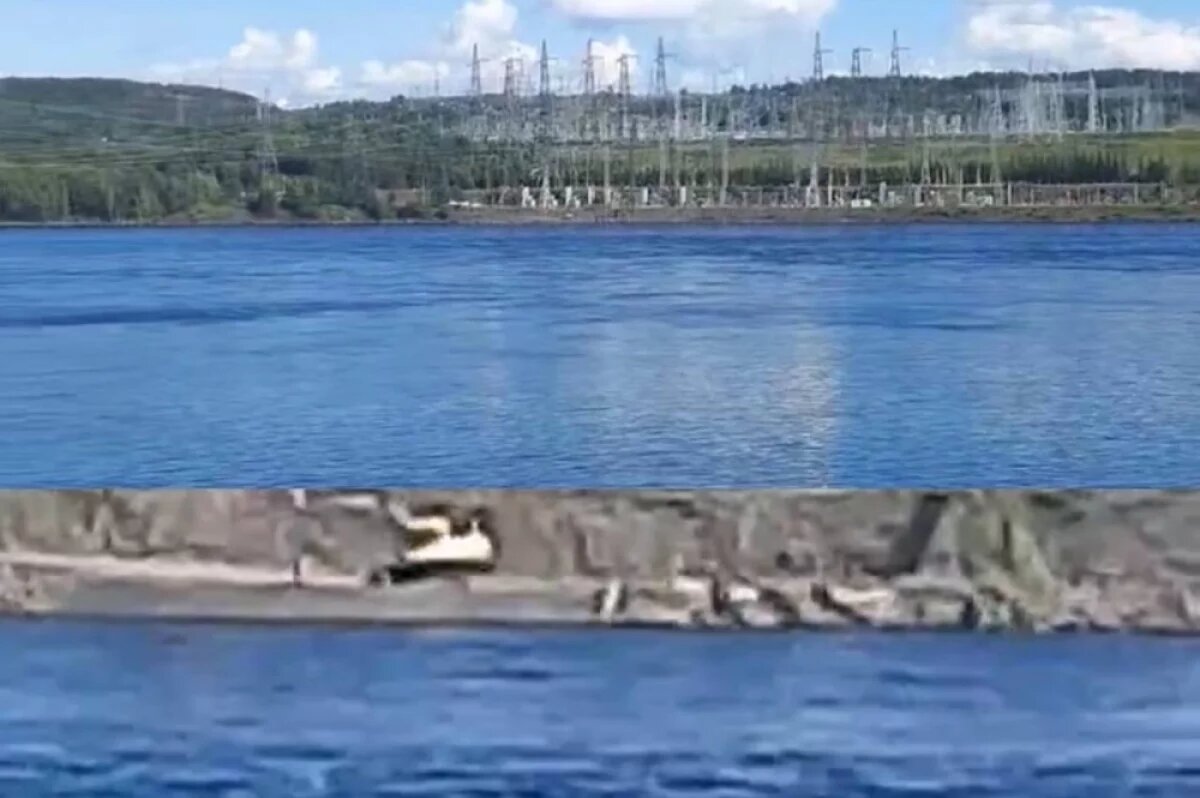    На Усть-Илимской ГЭС выявили утечку масла и повреждения стен