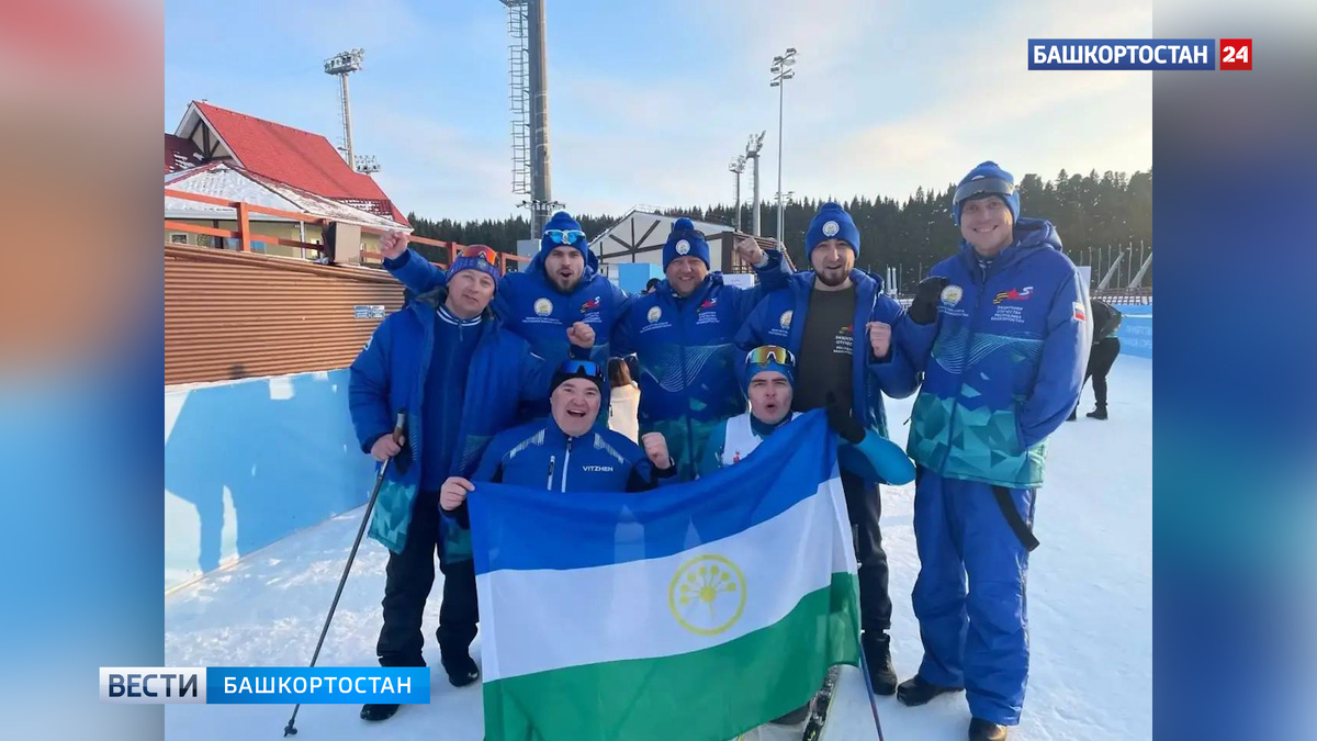    Радий Хабиров поздравил всех жителей республики с Днем Государственного флага Башкортостана