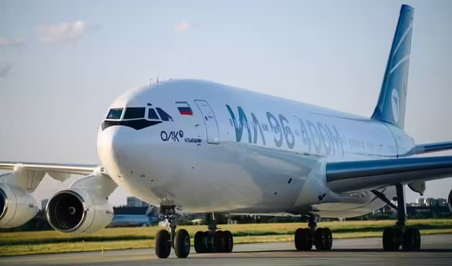   Ил-96-400М