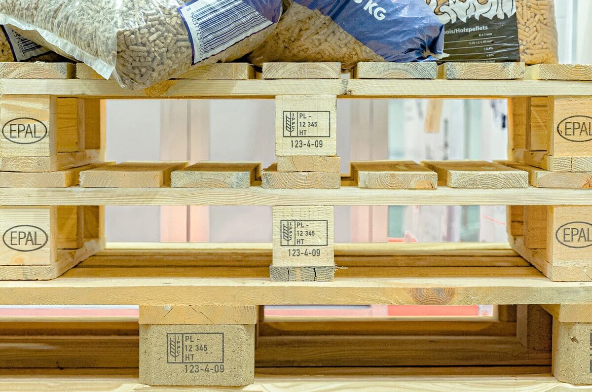 Маркировка древовидных поверхностей. Печать по дереву. EBS - 2600 в Индевел.