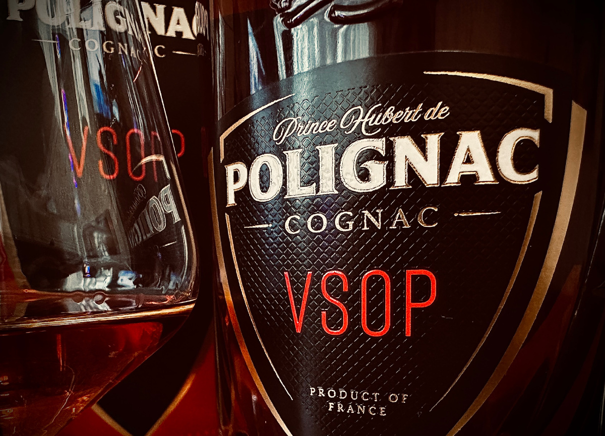 Дизайн этикетки на высоте