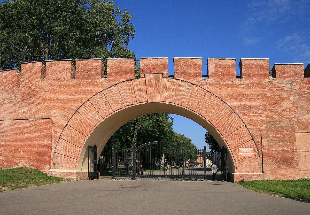 главный вход Кремля со стороны Волхова, Великий Новгород