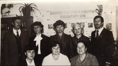 Коллектив Никольской восьмилетней школы. 1960-е годы.