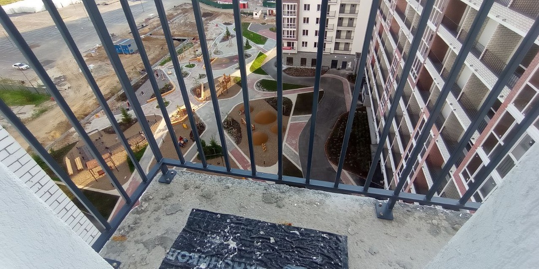 «Первая встреча с риэлтором: не про квадратные метры, а про квадратные сантиметры вашего сердца»