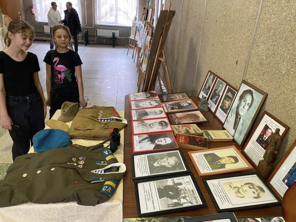 Листайте вправо, чтобы увидеть больше изображений