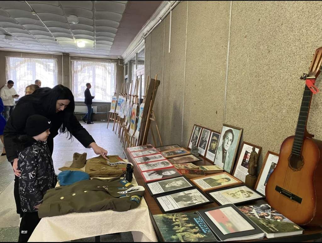 Листайте вправо, чтобы увидеть больше изображений