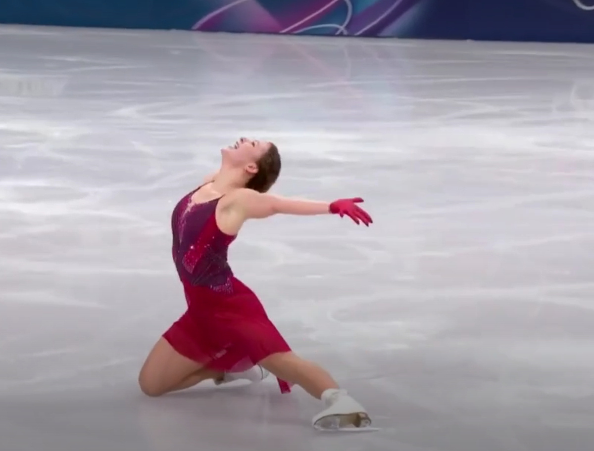     Фото: Скрин из выступления на Олимпийских играх-2026