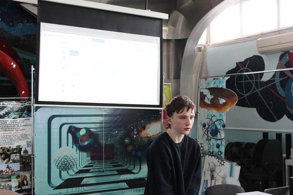    На свое увлечение Максим тратит около четырех часов в день. Фото: предоставлено героем