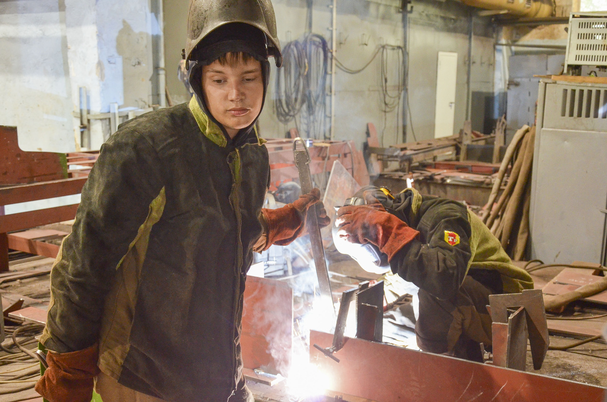 В Прикамье сварщики могут рассчитывать на отличные зарплаты.  Фото: Дмитрий Шевалдин