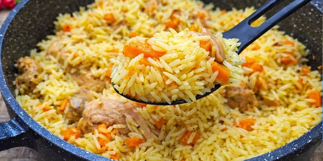 Беру рис и немного мяса и готовлю вкуснейший ужин для всей семьи! Легкий рецепт рассыпчатого плова.
