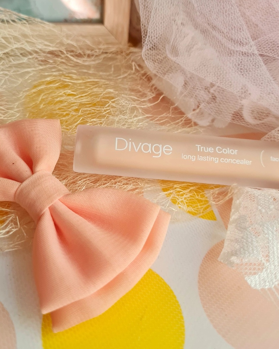 Консилер от бренда "Divage", упаковка 