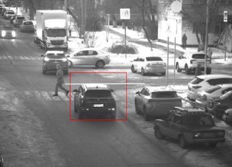    Фиксация нарушения на перекрестке   novostivolgograda.ru