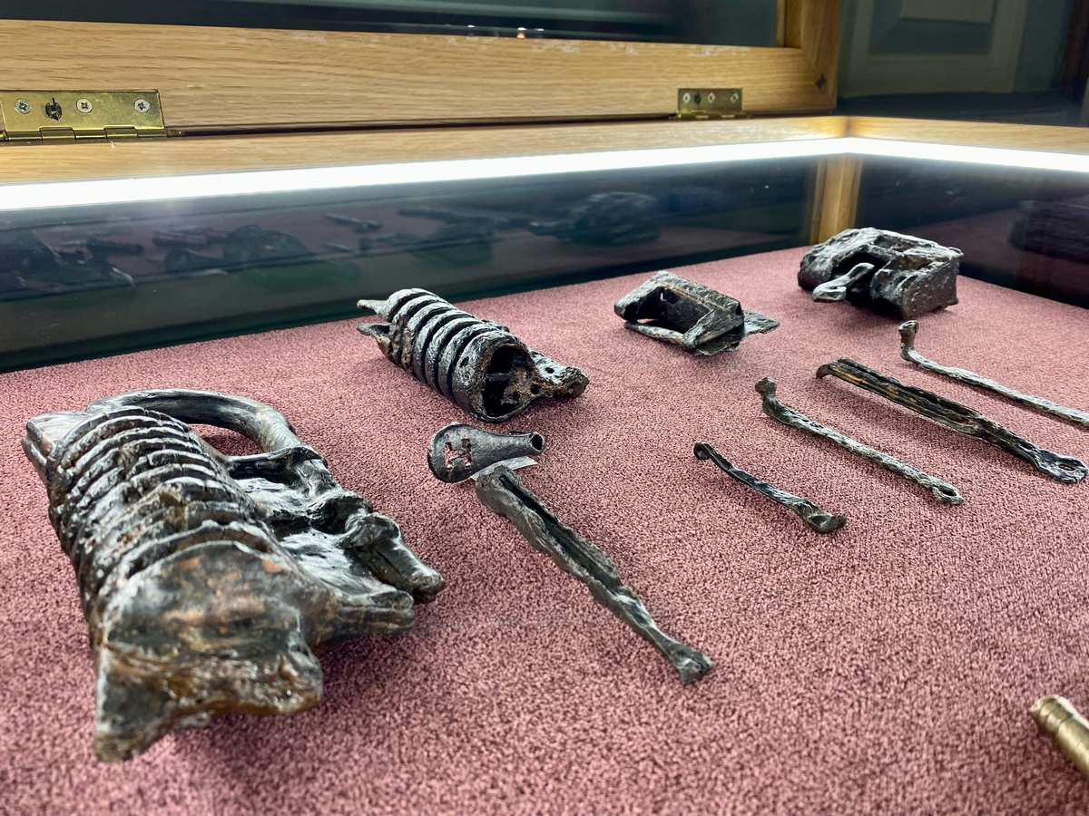 Археологические артефакты, найденные на месте строительства межвузовского IT-кампуса «Неймарк»