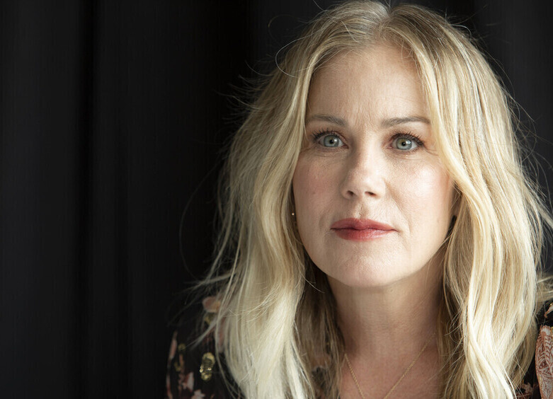     Кристина Эпплгейт