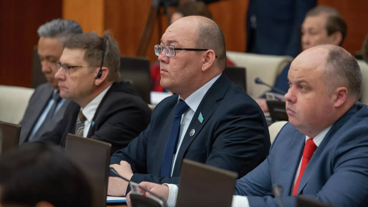 Депутат мажилиса Асхат Рахимжанов © Sputnik / Владислав Воднев