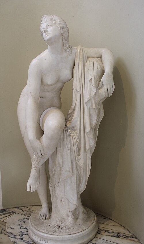 «Эвридика» Джозефа Эдгара Бёма, мраморная статуя, датируемая примерно 1875–1880 годами, хранится в Музее Виктории и Альберта, Лондон.